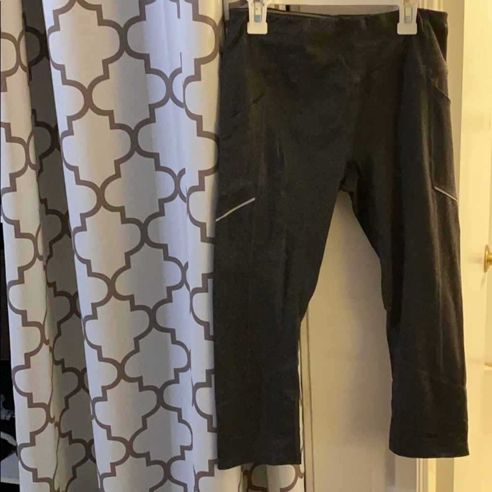 Calvin Klein Capri leggings